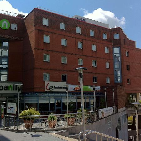 Campanile Saint-Quentin-En-Yvelines Hotel Montigny-le-Bretonneux Exterior photo